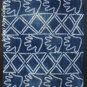 Vintage "hand-pattern" Indigo tie-dyed strip-weave cloth