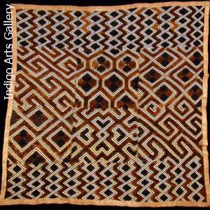 Shoowa "Velvet" Raffia Panel