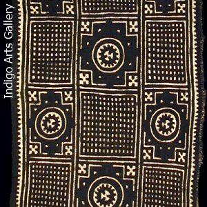 Bogolanfini - Mud Cloth tafé (wrapper)