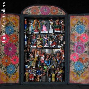 Casa de los Santos (House of Saints) Retablo