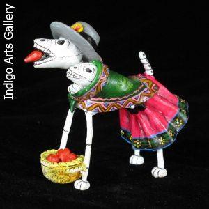 Heart-seller Dog of the Dead - Retablo Figure