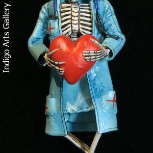 Heart Transplant Calavera - Retablo figure