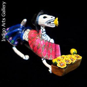 Calavera Flower-seller Dog - Retablo Figure