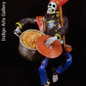 "Soup Nazi" de los Muertos - Retablo Figure