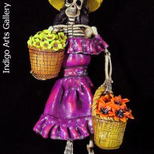 "La Catrina con Flores" - retablo figure