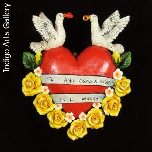 "Te Amo Como a Nadie en el Mundo" (I love you like nothing in the world) - Retablo Heart Ornament