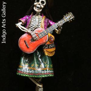 Calavera Guitarist - retablo sculpture