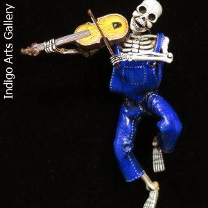 Calavera Fiddler - retablo figure