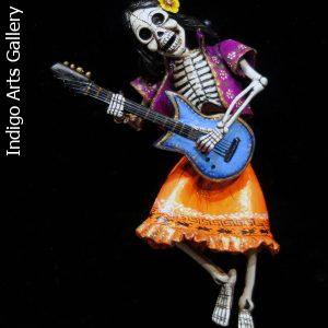 Calavera Guitarist - retablo sculpture